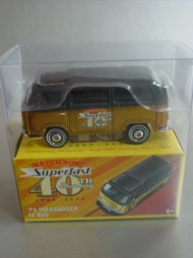 70VolkswagenT2Bus-40thAnniversary-20150201