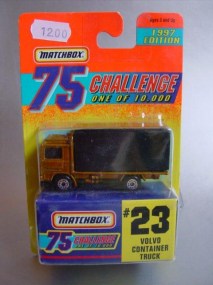 75GoldChallenge-No23-VolvoContainerTruck-dunkelgold-20110401