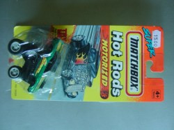 HotRods Motorized DodgeChallenger gruen 20220801