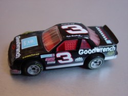 Nascar-3ChevroletLumina-Goodwrench-graueFelgen-20100116