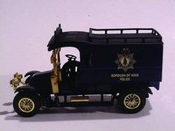 ac119renaultbrightonhovepolice