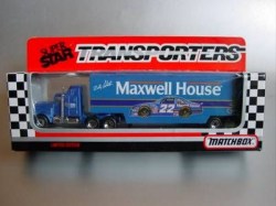 convoycy104-superstartransporter-22maxwellhouse-blau