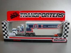 convoycy104-superstartransporter-stprichardpetty-3.version