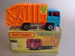 min36england-refusetruck