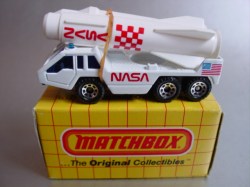 min60china-NasaRocketTransporter