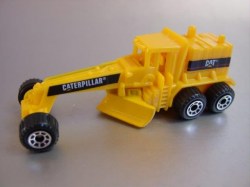 minchina-MotorGrader-Caterpillar-20140101