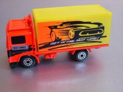 minchina-VolvoContainerTruck-20110701