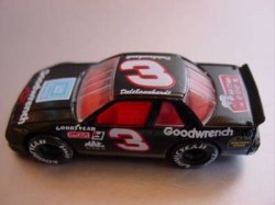 minchina-chevroletlumina3-momandpops