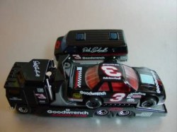 teamconvoy-daleearnhardt3-daleearnhardtaufdemdach